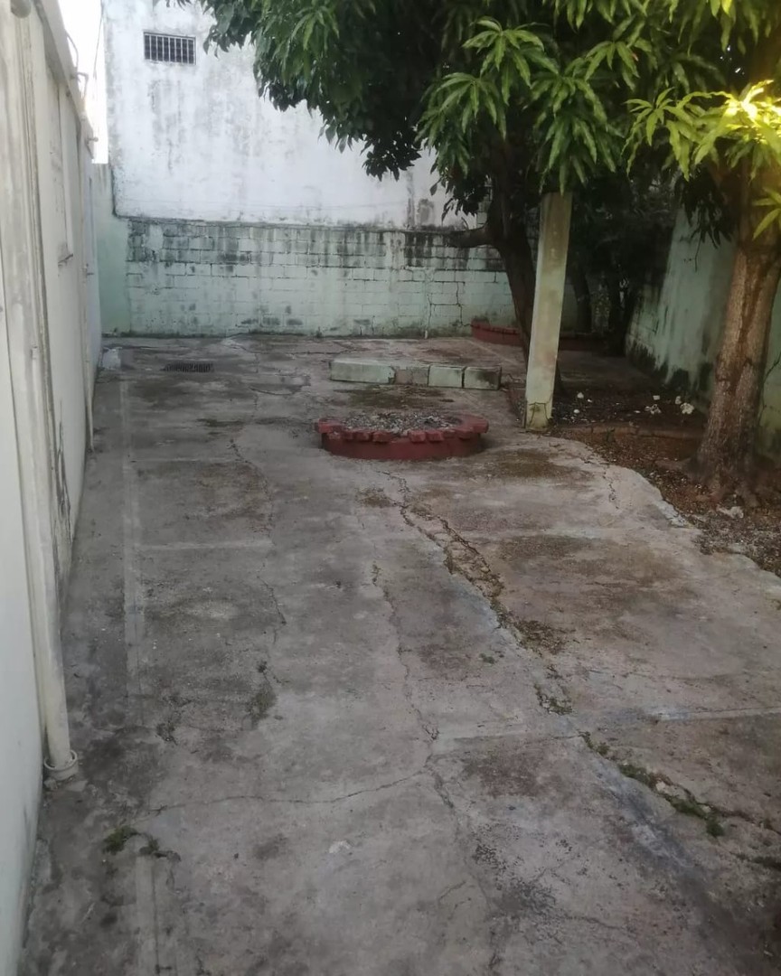 casas - Se vende casa en Los Prados Santo Domingo Este 3