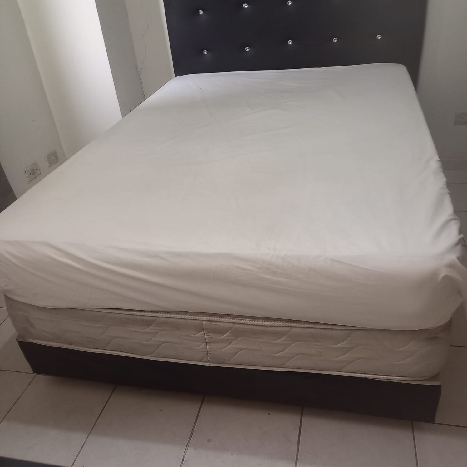 muebles y colchones - Cama Full con doble colchon 0