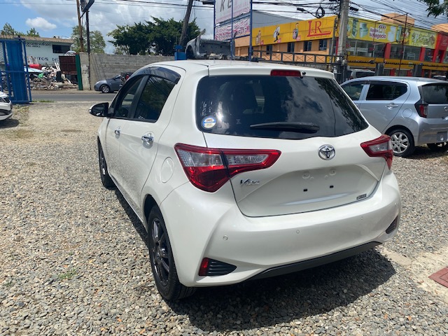 carros - Toyota Vitz 2020 7