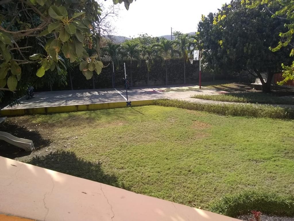 otros inmuebles - Vendo Amplio Colegio Permisos Al Día, en Urbanización Las Marías  Código: PD96 7
