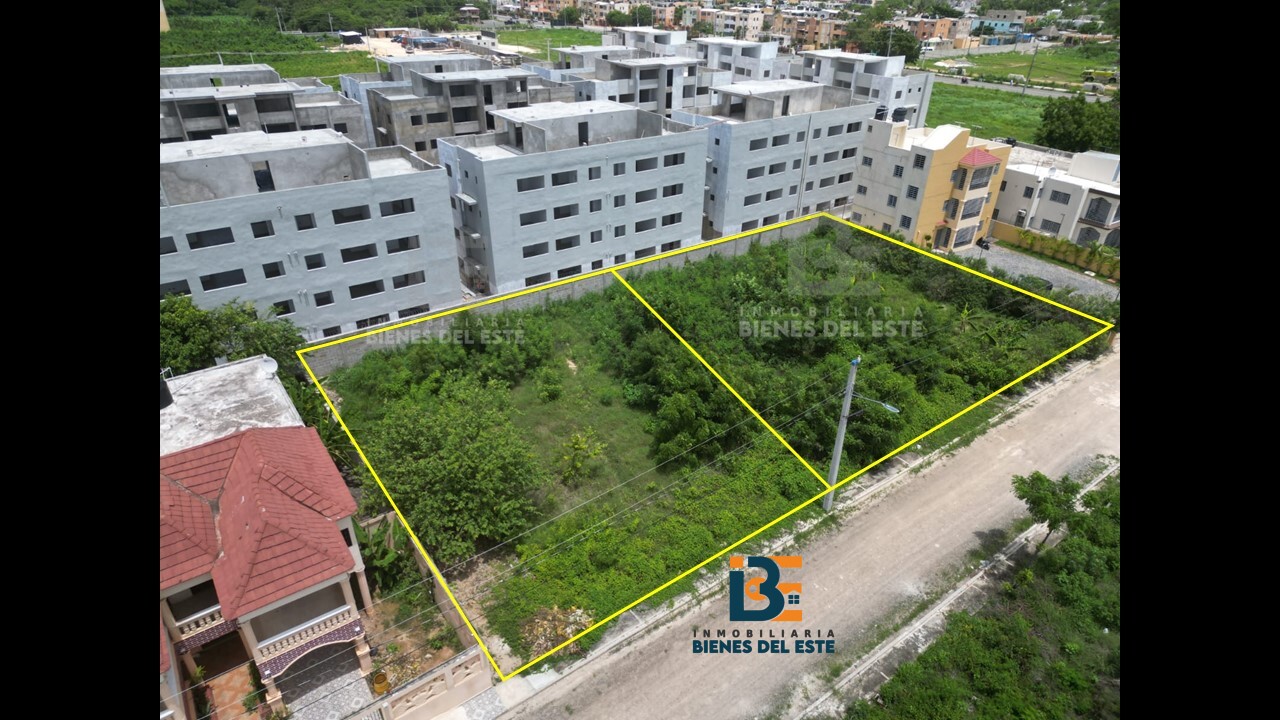 solares y terrenos - Se Venden Dos Solares en Residencial Petropolis. 1