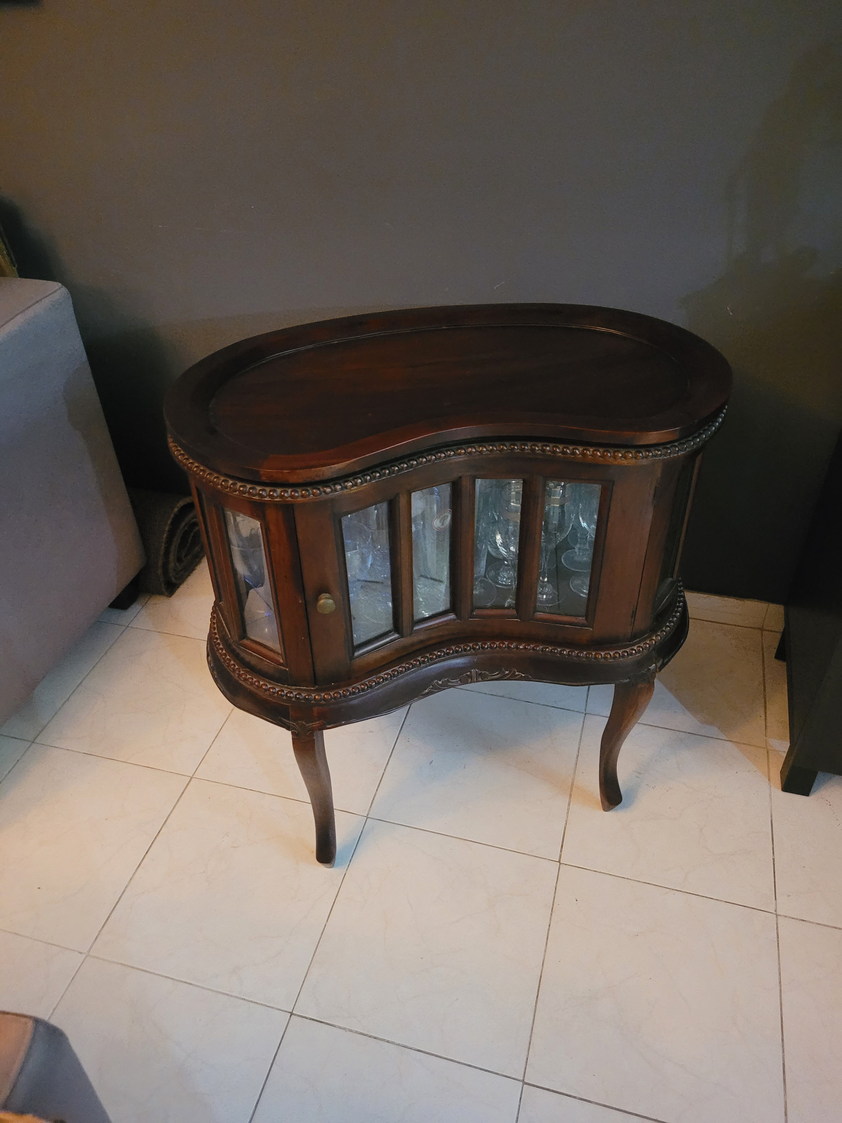 muebles y colchones - Vitrina o vidriera porta copas de Caoba 
