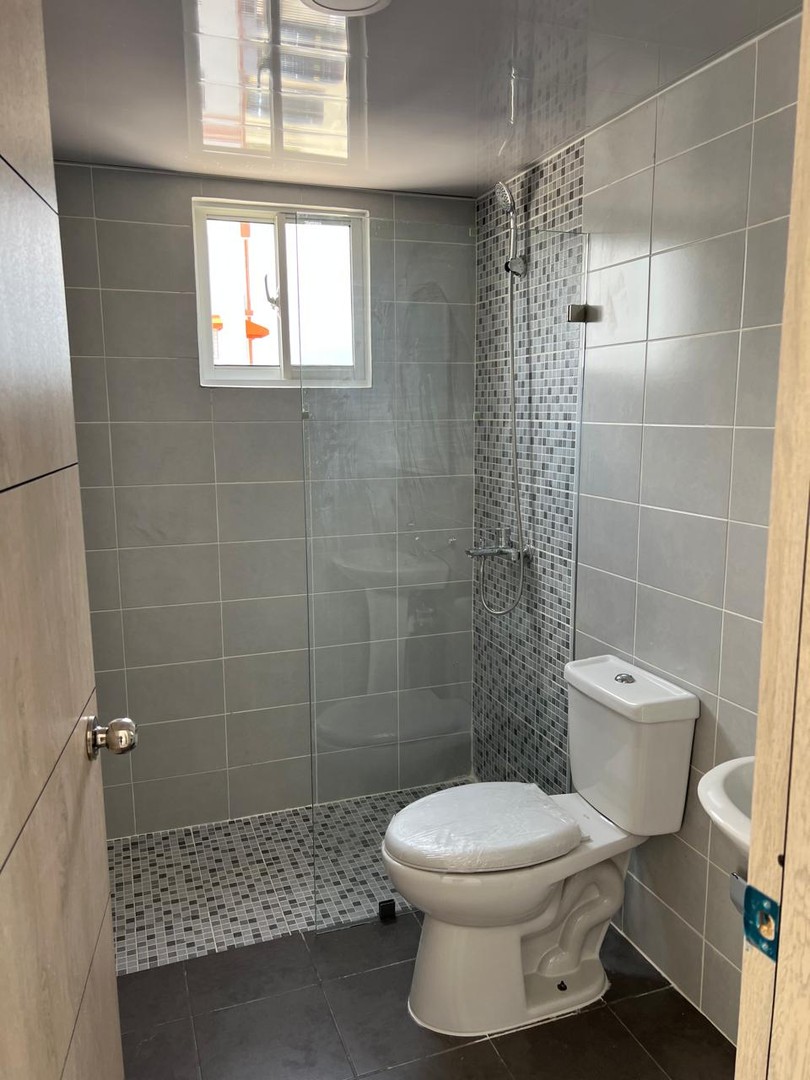 apartamentos - Vendo apartamento ubicado en Residencial Ita Esther 2 (Av. Jacobo Majluta)  5