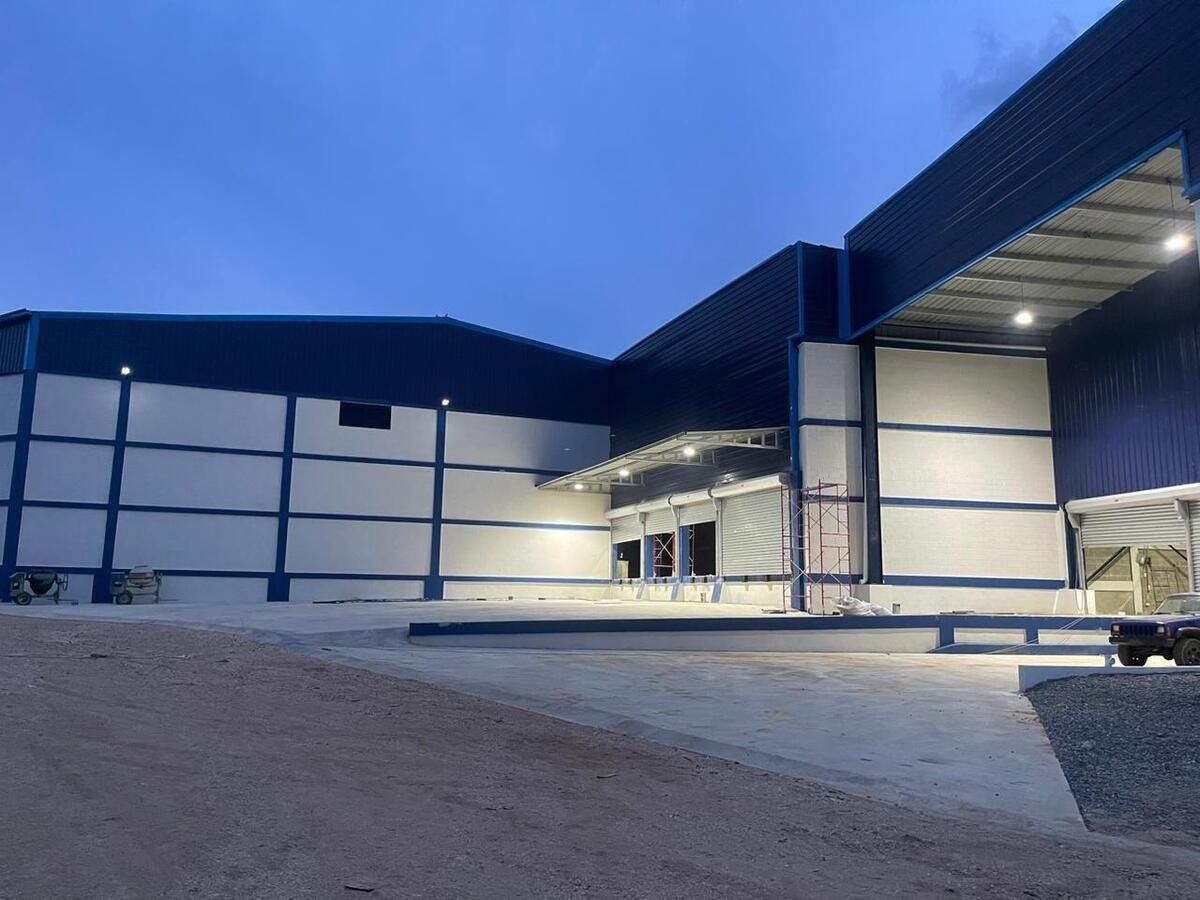 otros inmuebles - ALQUILO Nave Próximo al Merca Santo Domingo  Km 22 2
