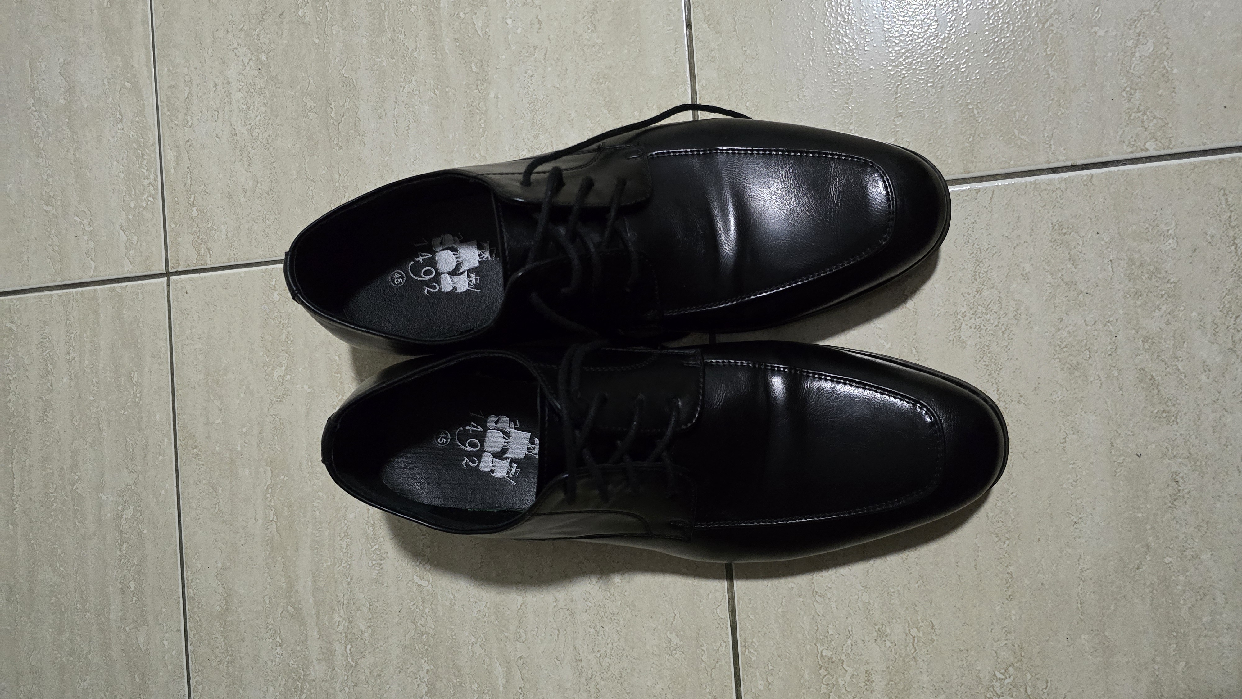 zapatos para hombre - **Vendo zapatos size 45 como nuevos negros*** 2