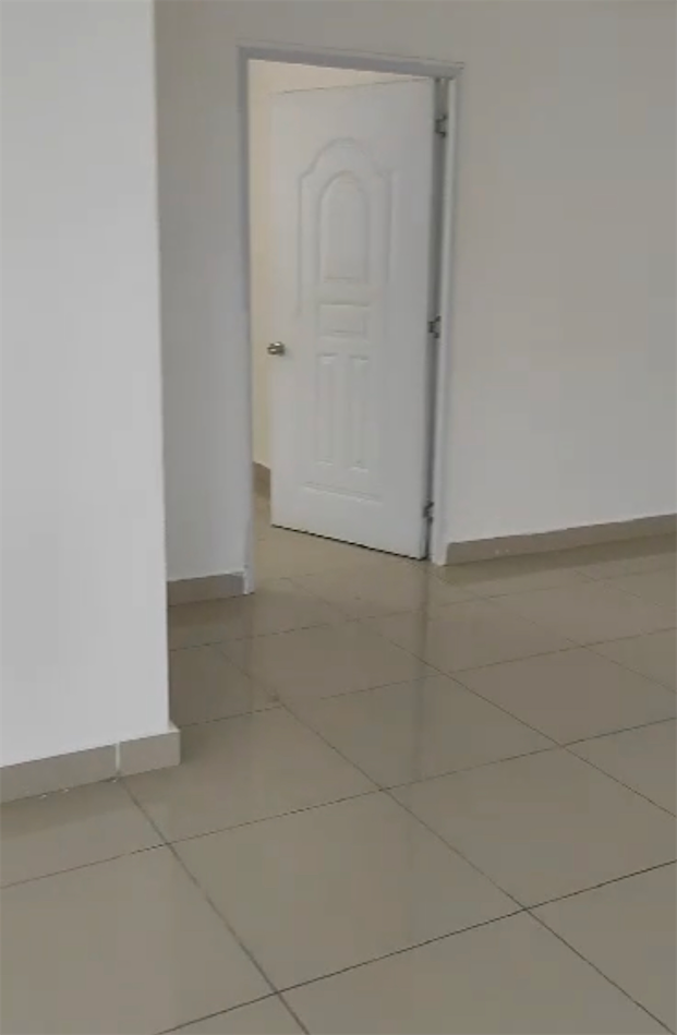 oficinas y locales comerciales - Local de 300 metros prados 3