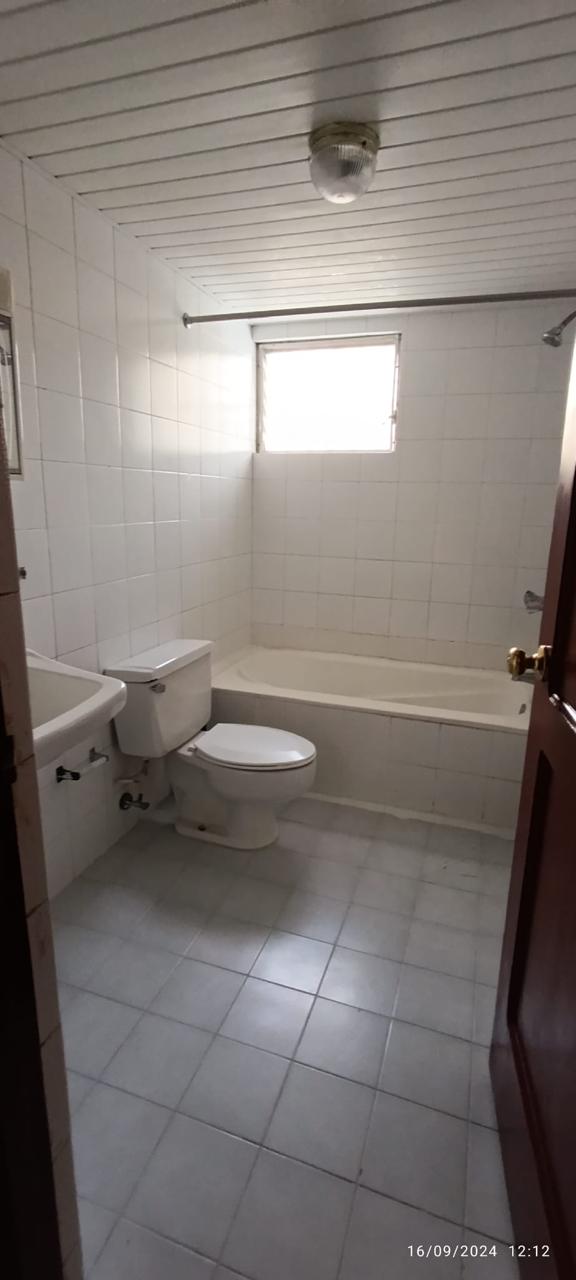 apartamentos - BELLA VISTA - SIN INTERMEDIARIOS- EXCELENTE APARTAMENTO 2DA BUENAS CONDICIONES  7