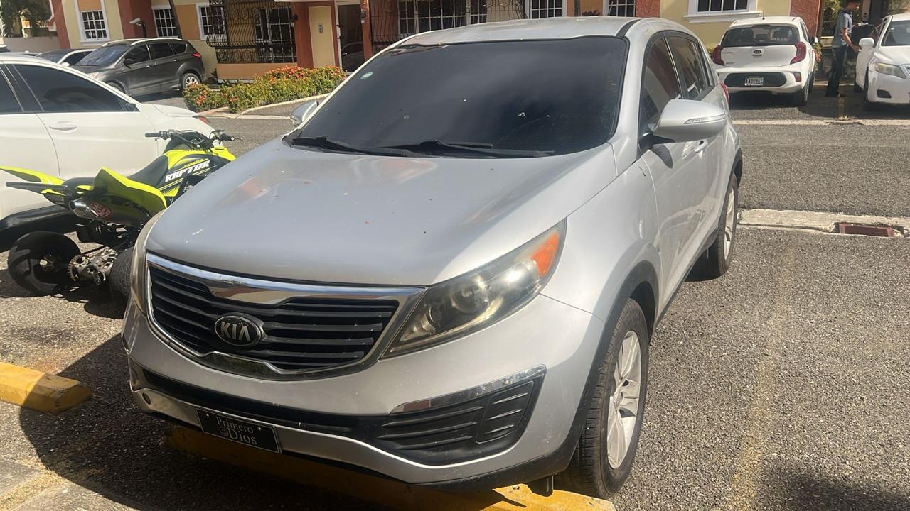 jeepetas y camionetas - Vendo Kia Sportage LX 2013  1