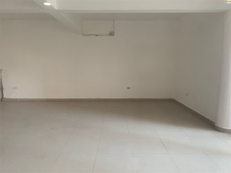 oficinas y locales comerciales - Local en primer nivel prados  1