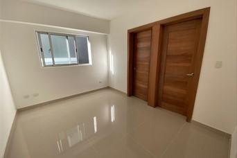 apartamentos - vendo apartamento en la zona universitaria 3