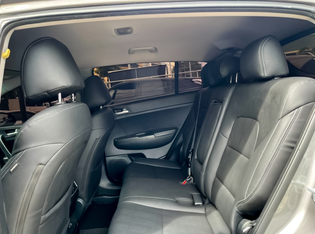 jeepetas y camionetas - Kia Sportage 2017. Motor GDI. Única dueña Rep.Dom luego de importada desde USA. 3