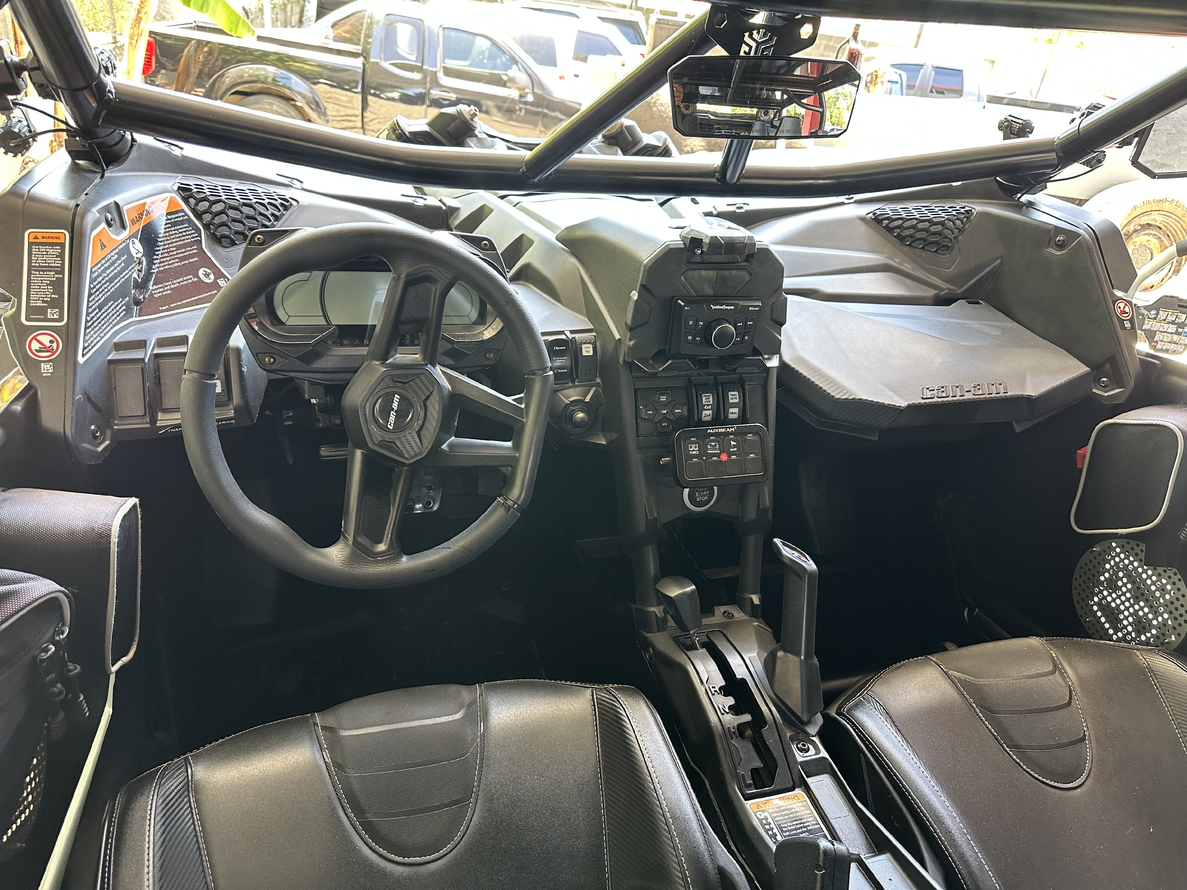 jeepetas y camionetas - con muchos accesorios extra  7