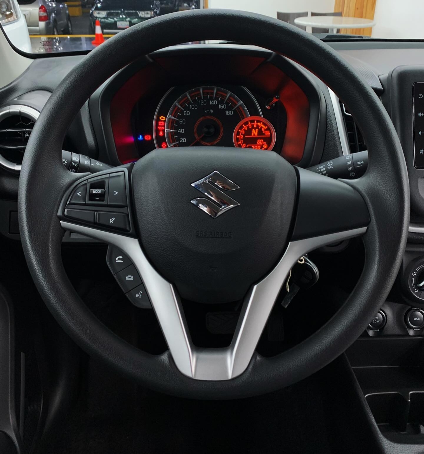 carros - año 2024 suzuki celerio solo 6 meses de uso como nuevo  3
