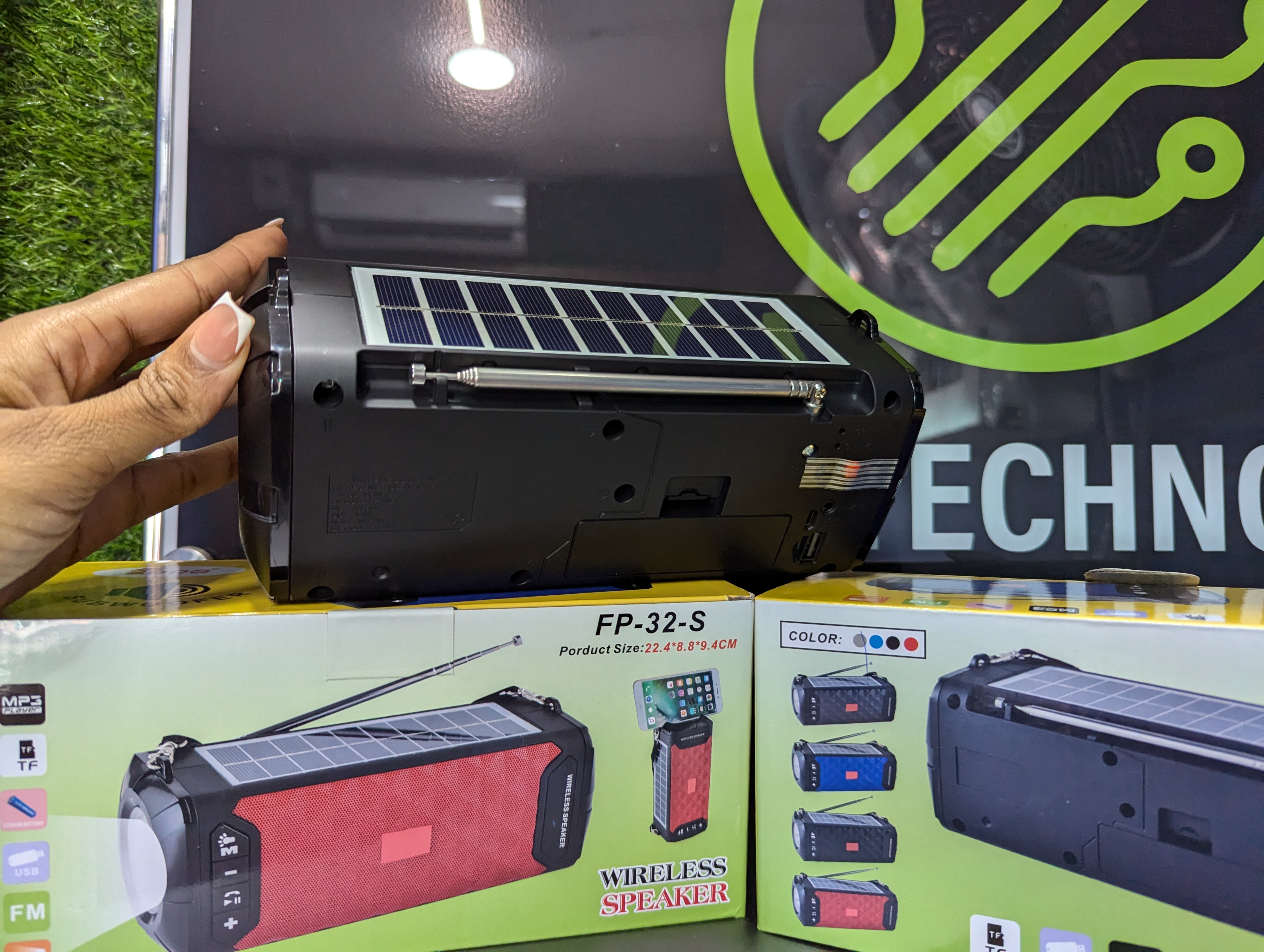 otros electronicos - bocinas Bluetooth con focos 8