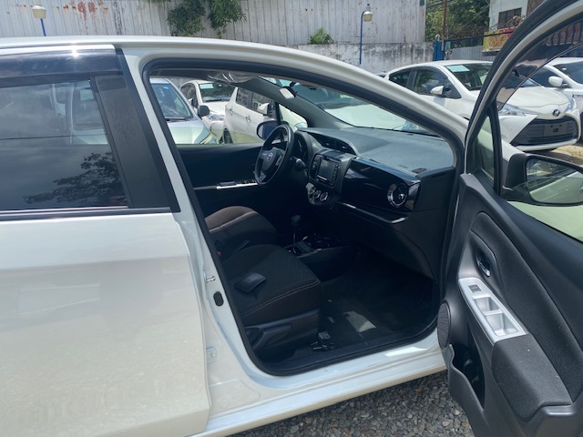 carros - Toyota Vitz 2020 8