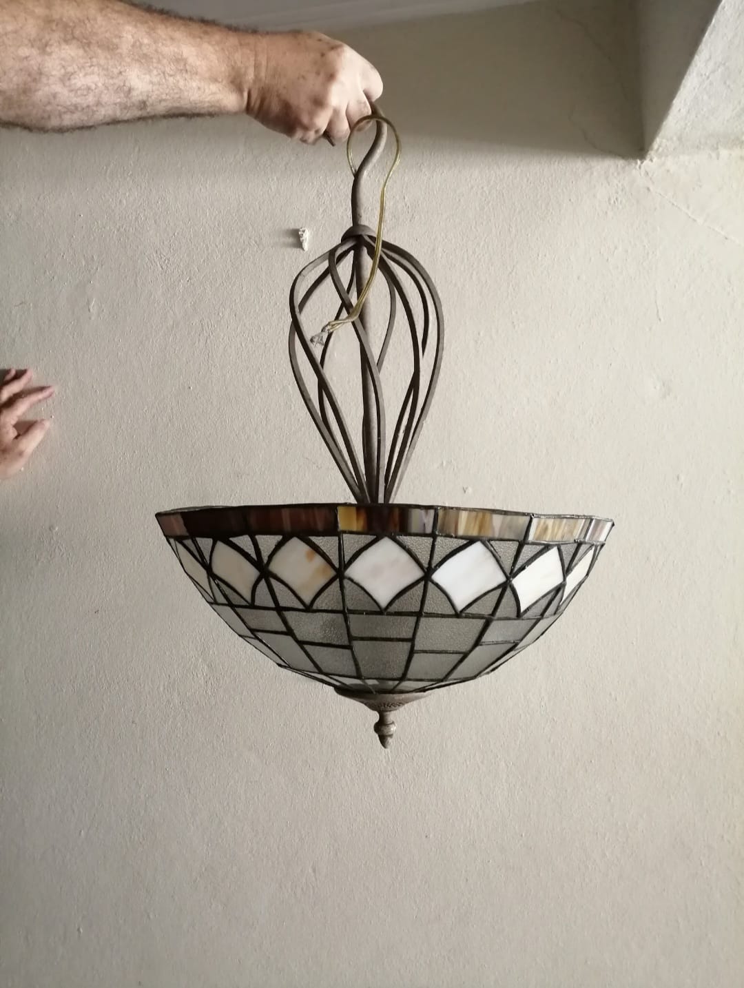 decoración y accesorios - Lampara de techo colgante de hierro y vitral