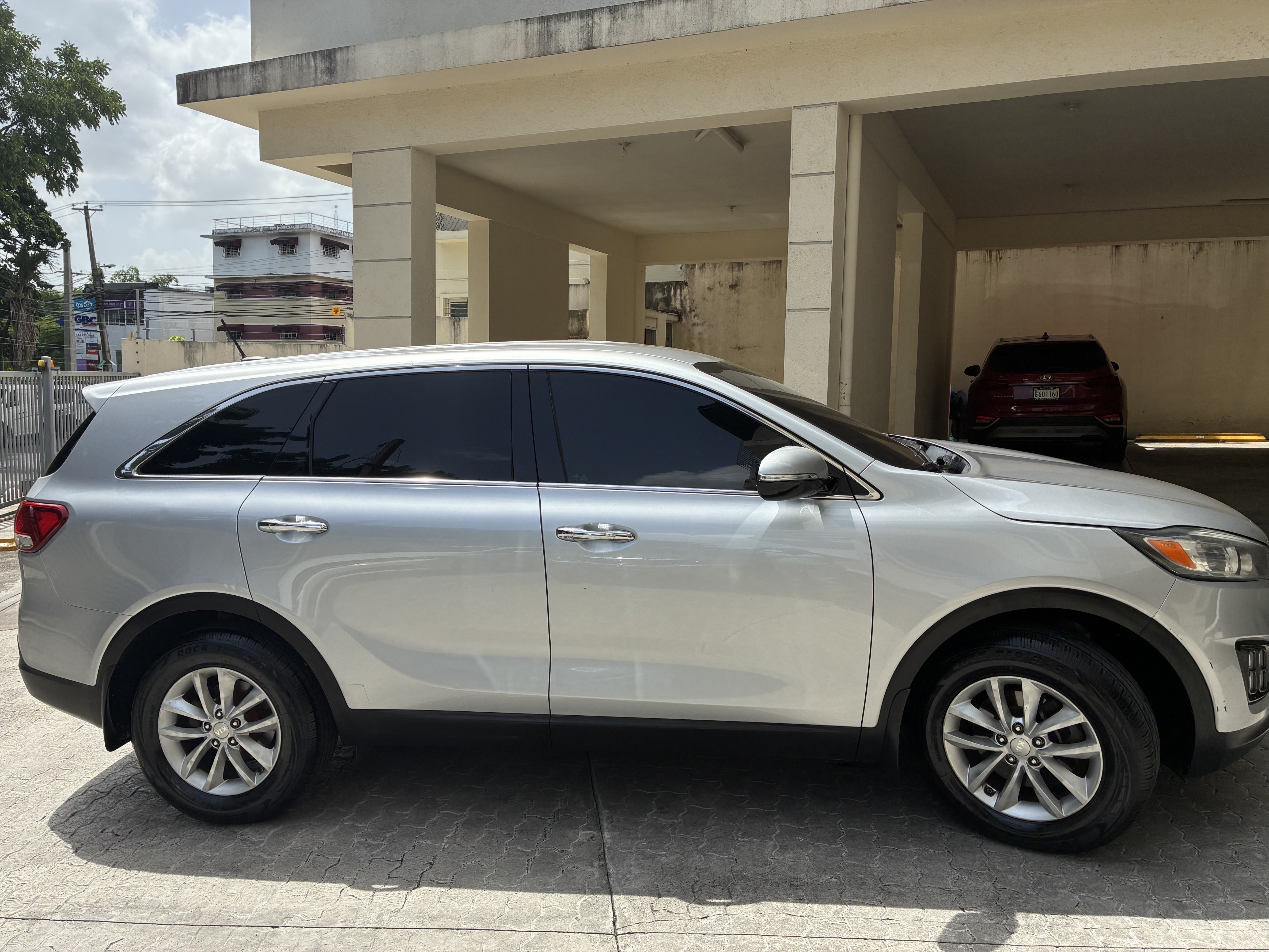 jeepetas y camionetas - Kia Sorento 2016 Excelente Condiciones  2