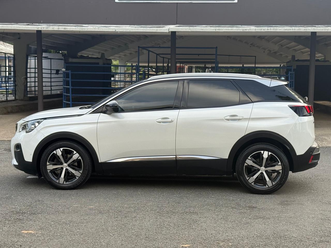 jeepetas y camionetas - Peugeot 3008 Allure 2020 9