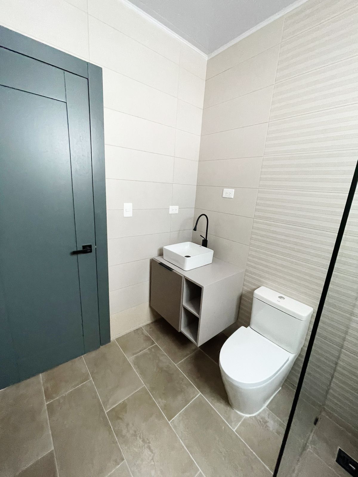 apartamentos - PENTHOUSE EN VENTA EN LOS ALAMOS, SANTIAGO. 0