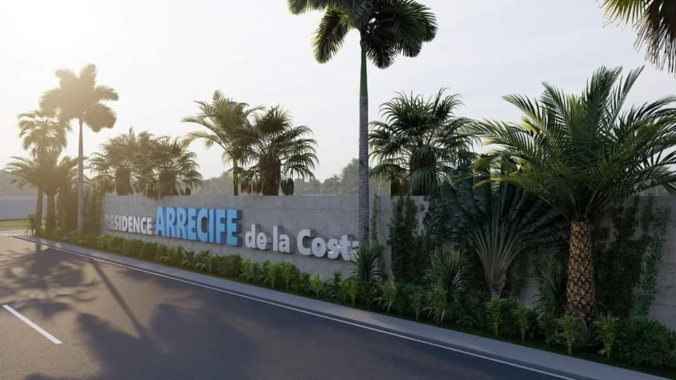 solares y terrenos - Solar para apartamentos en caleta la Romana. Inmejorable ubicación, financiación 3