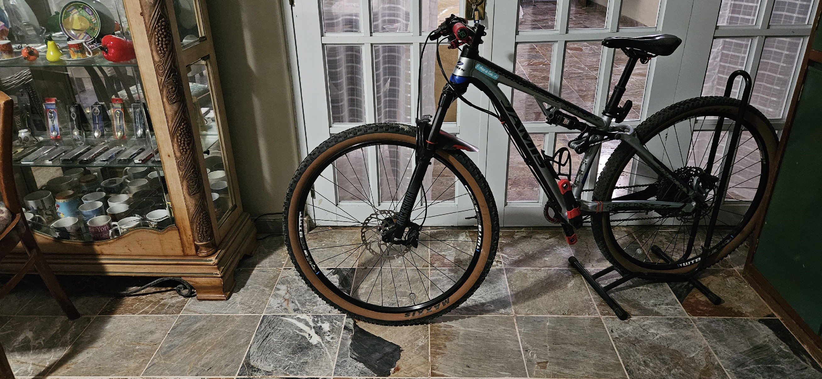 bicicletas y accesorios - Bici de Montaña doble suspension