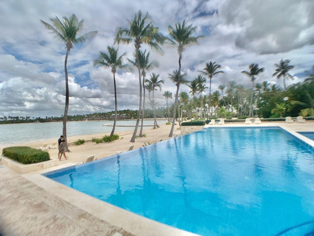 casas vacacionales y villas - Se vende Villa  en Playa Nueva Romana 9