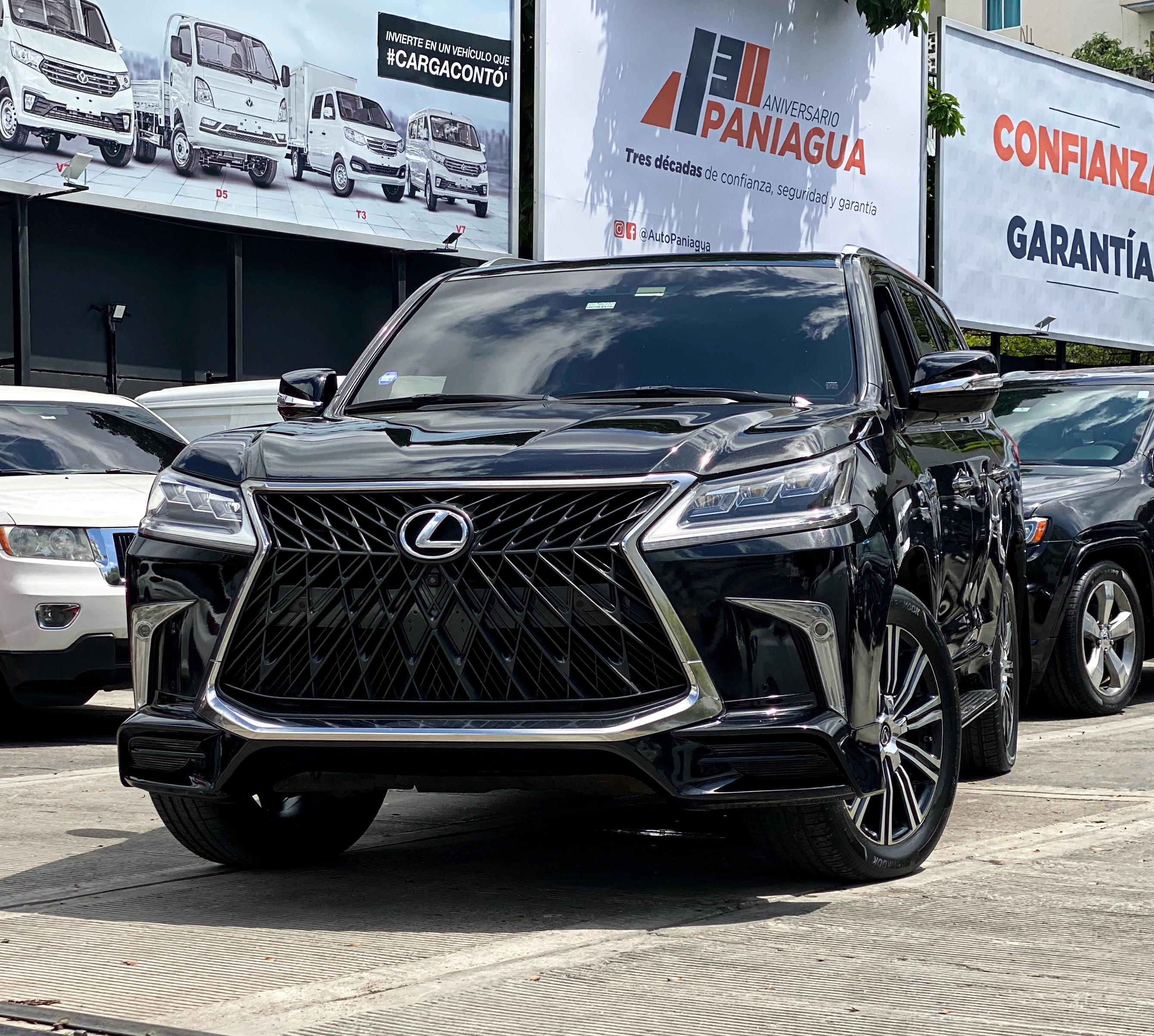 jeepetas y camionetas - Lexus LX570 Sport 2019  FINANCIAMIENTO DISPONIBLE