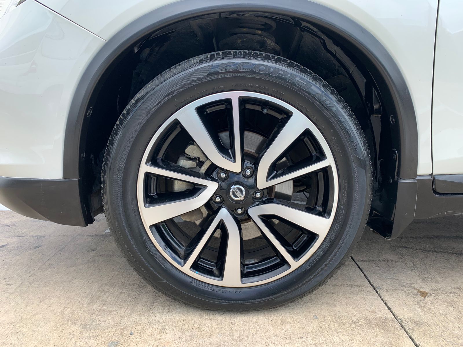 jeepetas y camionetas - NISSAN X-TRAIL EXCLUSIVE 2019 1