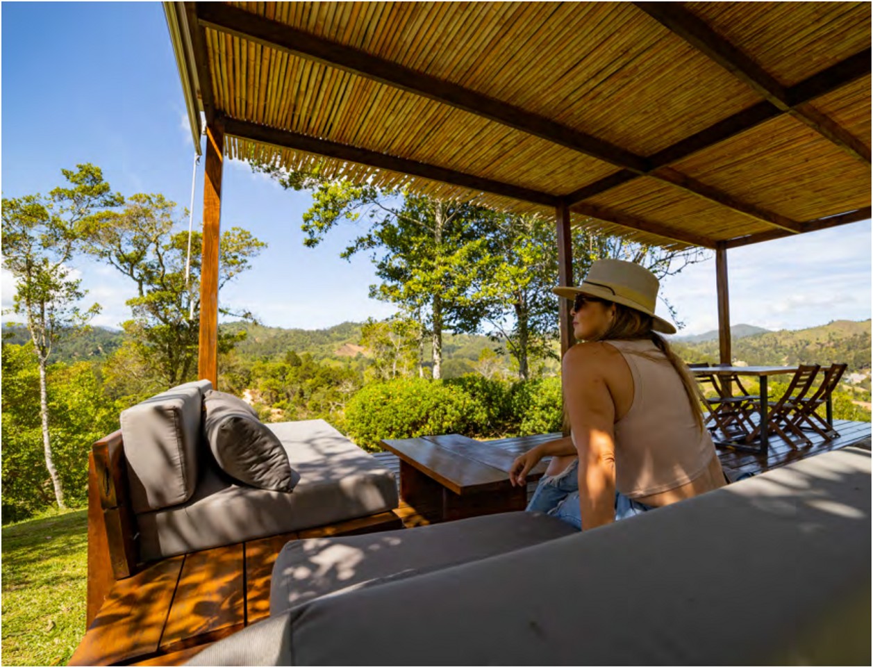 solares y terrenos - Solar en venta en las montañas Constanza 7