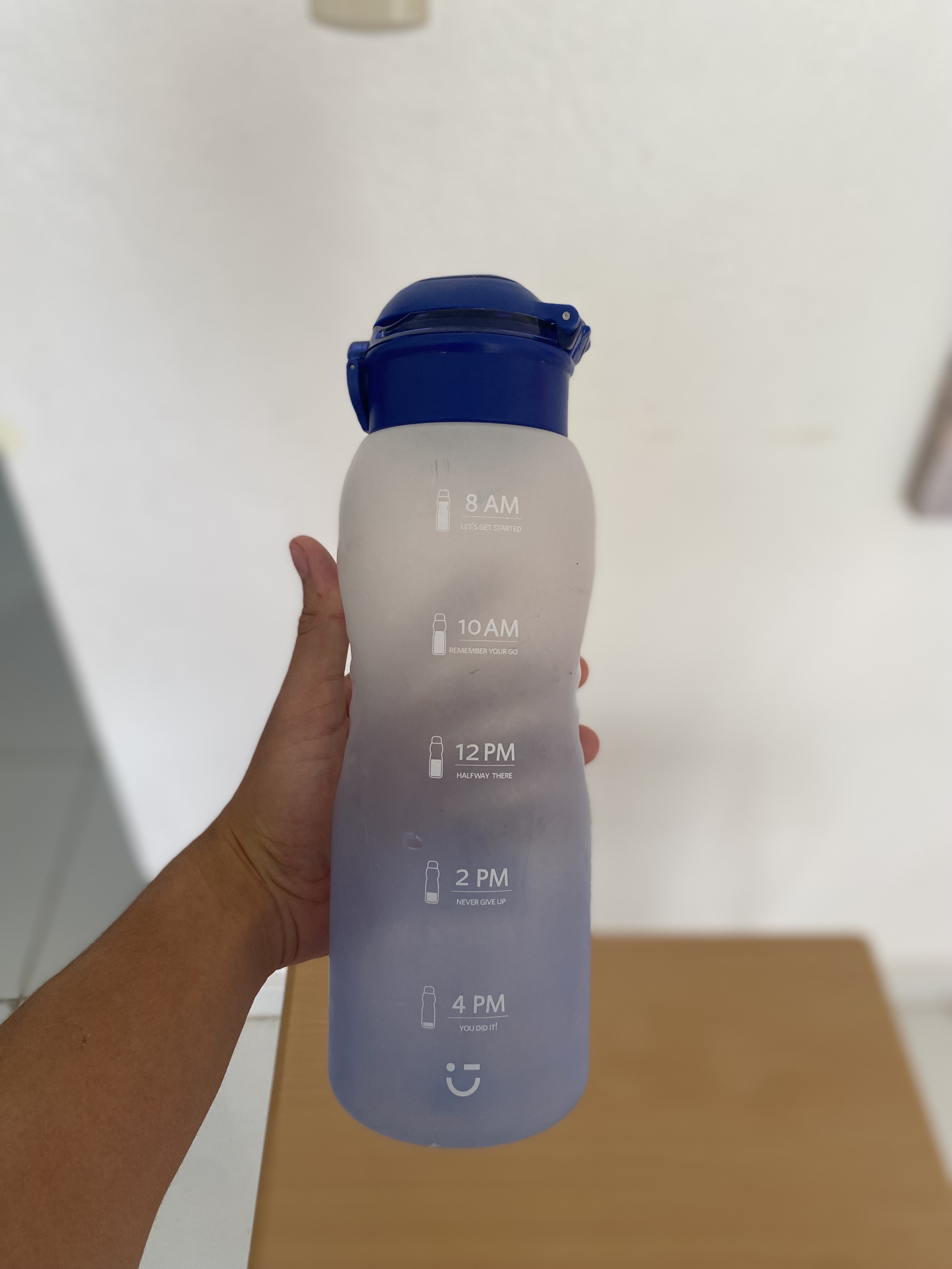 decoración y accesorios - Pote de agua de Miniso 
