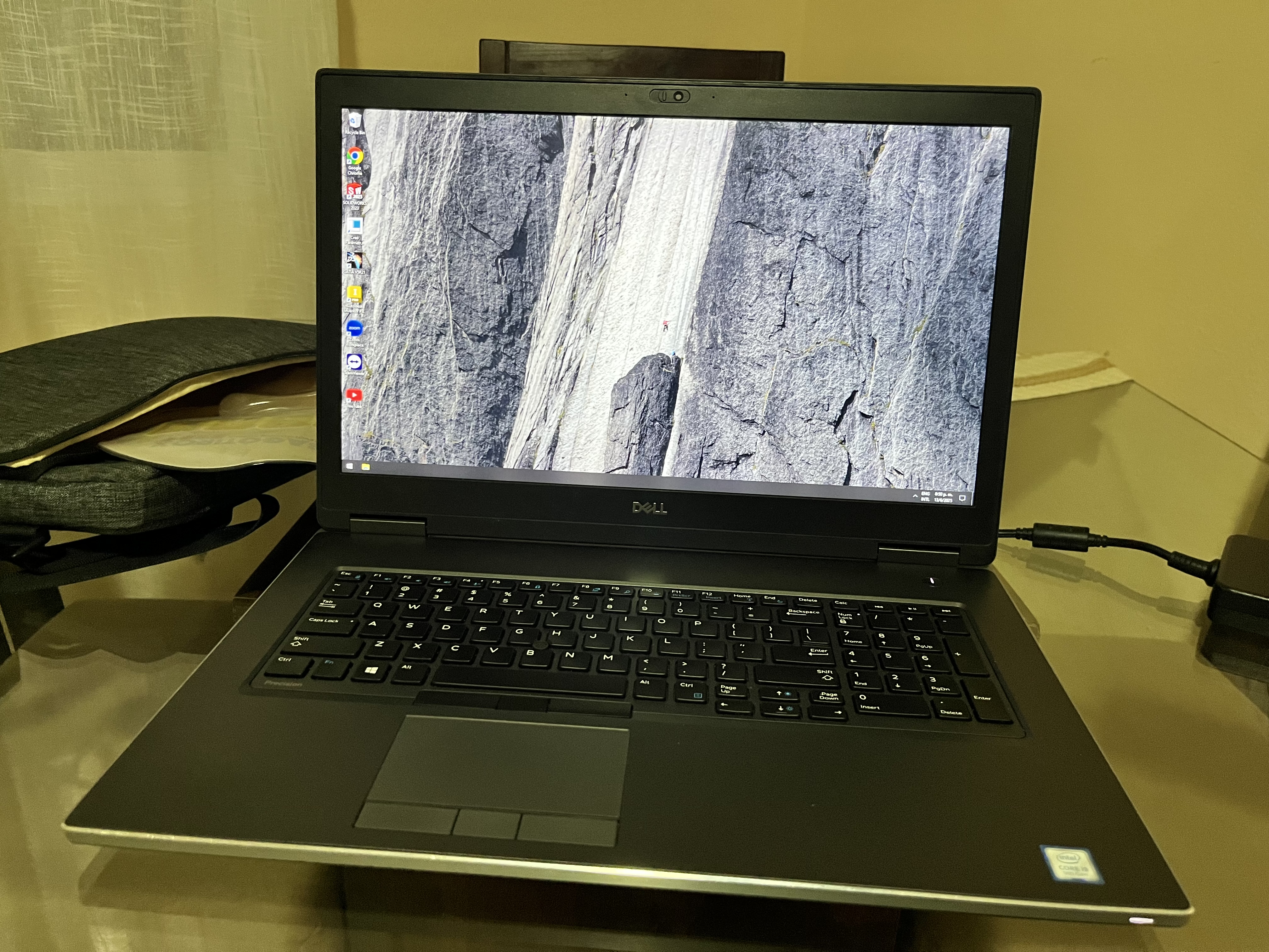 computadoras y laptops - Dell Precision-Laptop profesional. 