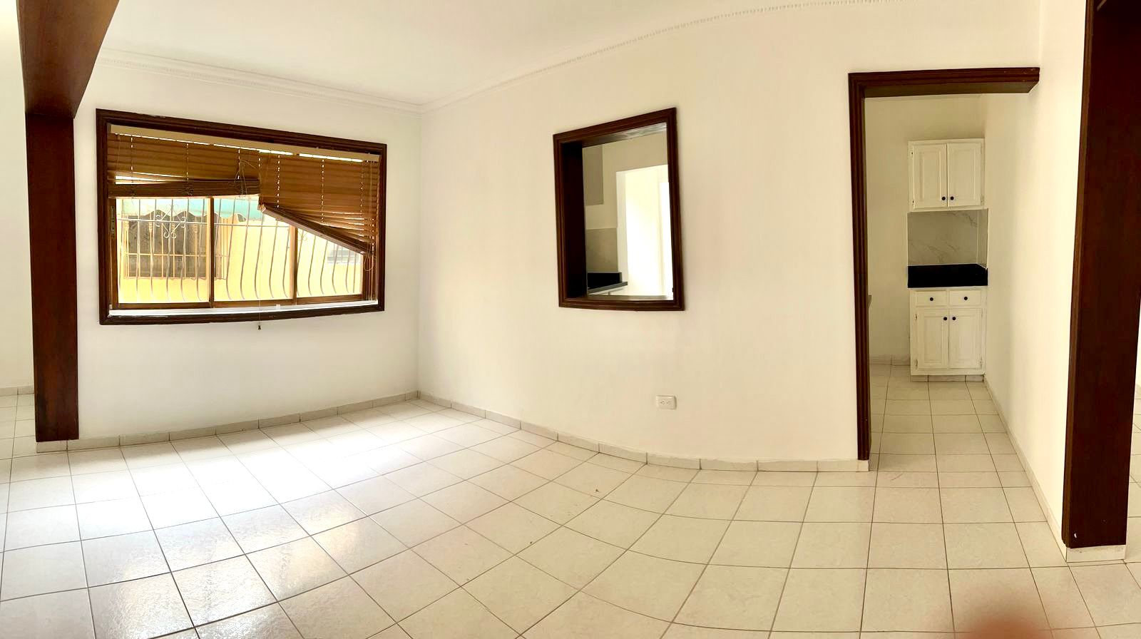 apartamentos - En alquiler: Apartamento clásico en los Cacicazgos 3