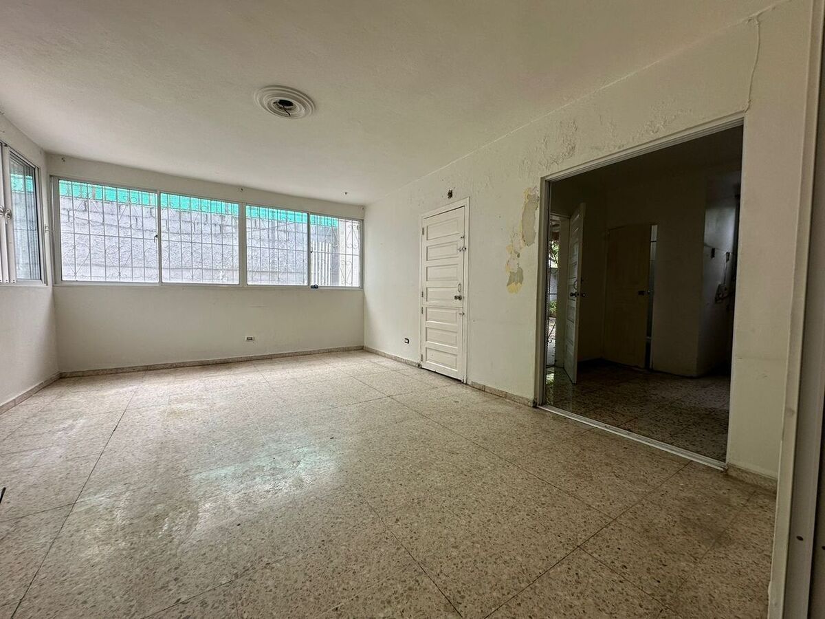 casas - Casa en Alquiler en Los Prados para Oficinas 9