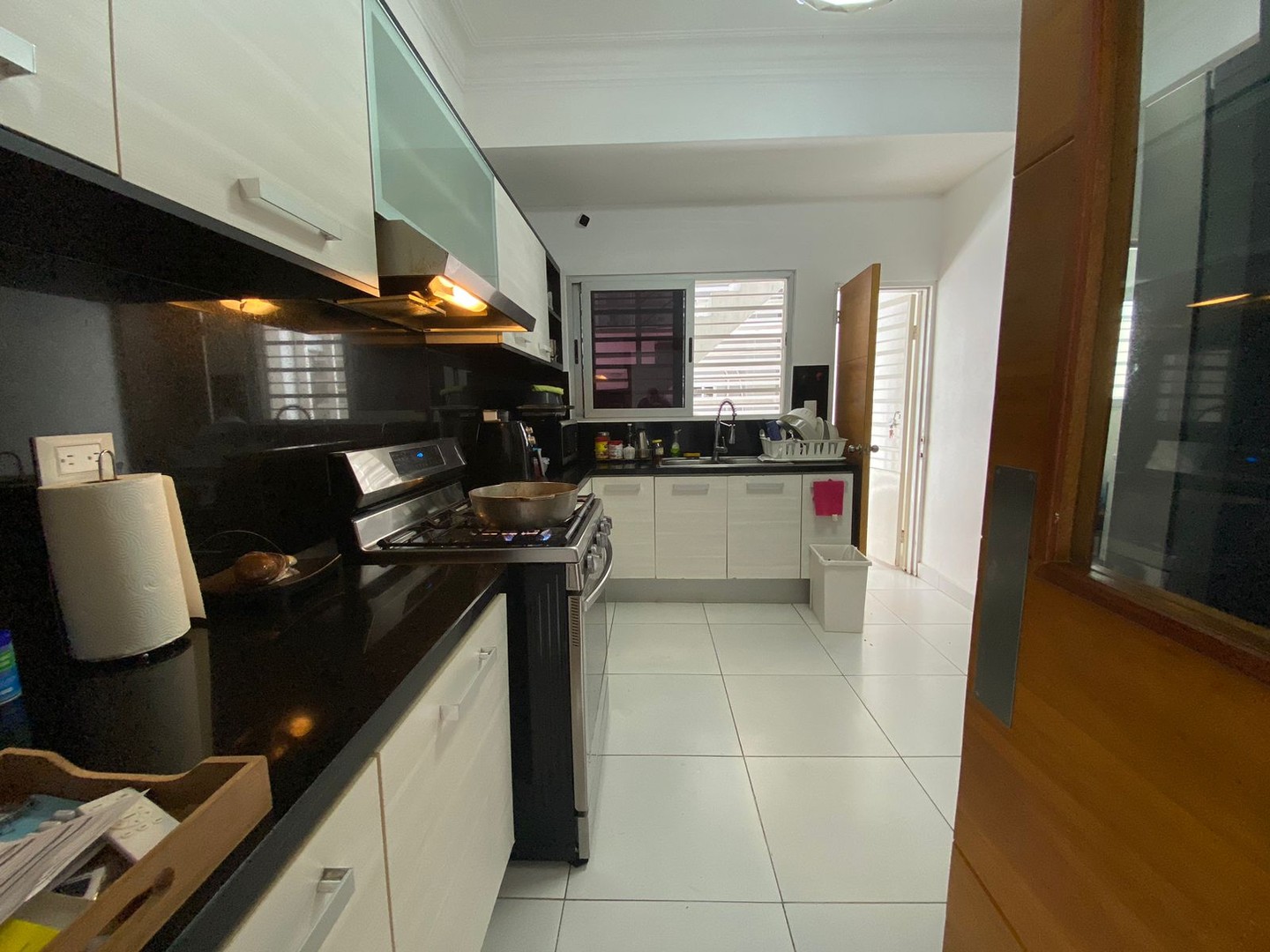 apartamentos - 🔵 Alquilo Apartamento 2do piso en Evaristo morales 
 7