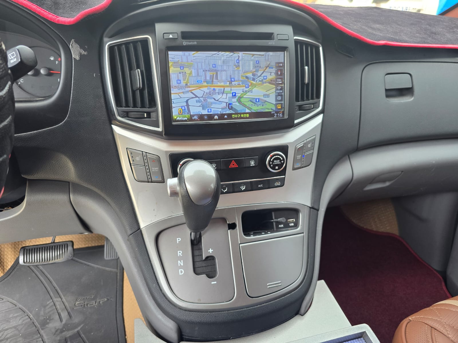 jeepetas y camionetas - HYUNDAI GRAND STAREX 2021 UNICA RECIEN IMPORTADA 4
