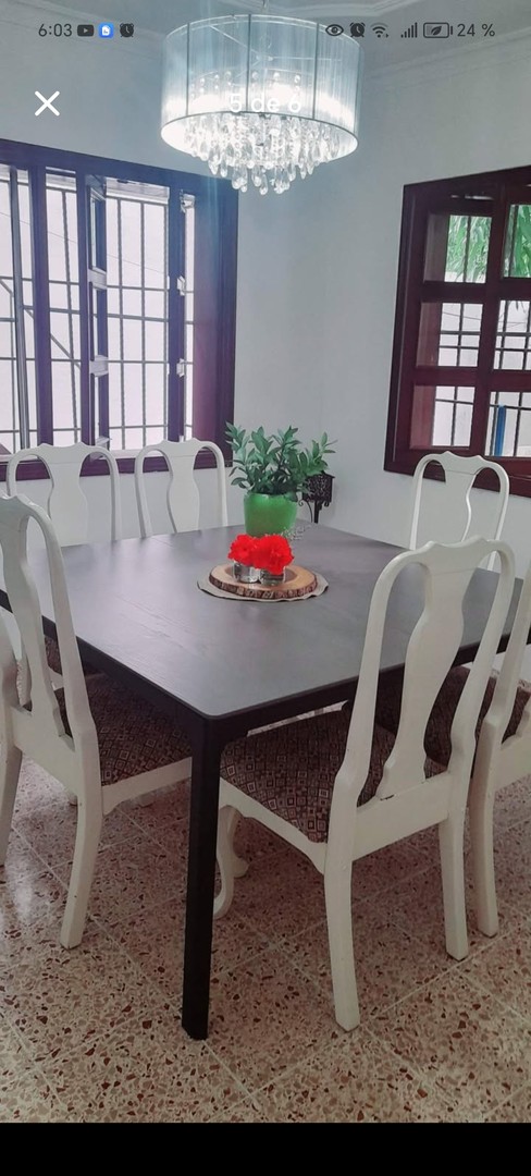 muebles y colchones - Mesa IKEA línea BEKANT para oficina o el hogar hasta 10 sillas, obtén 3 en una 4