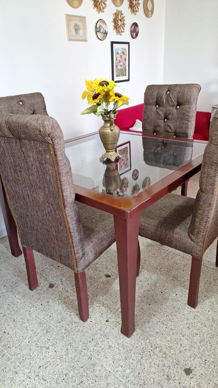 muebles y colchones - Comedor de 4 sillas  0
