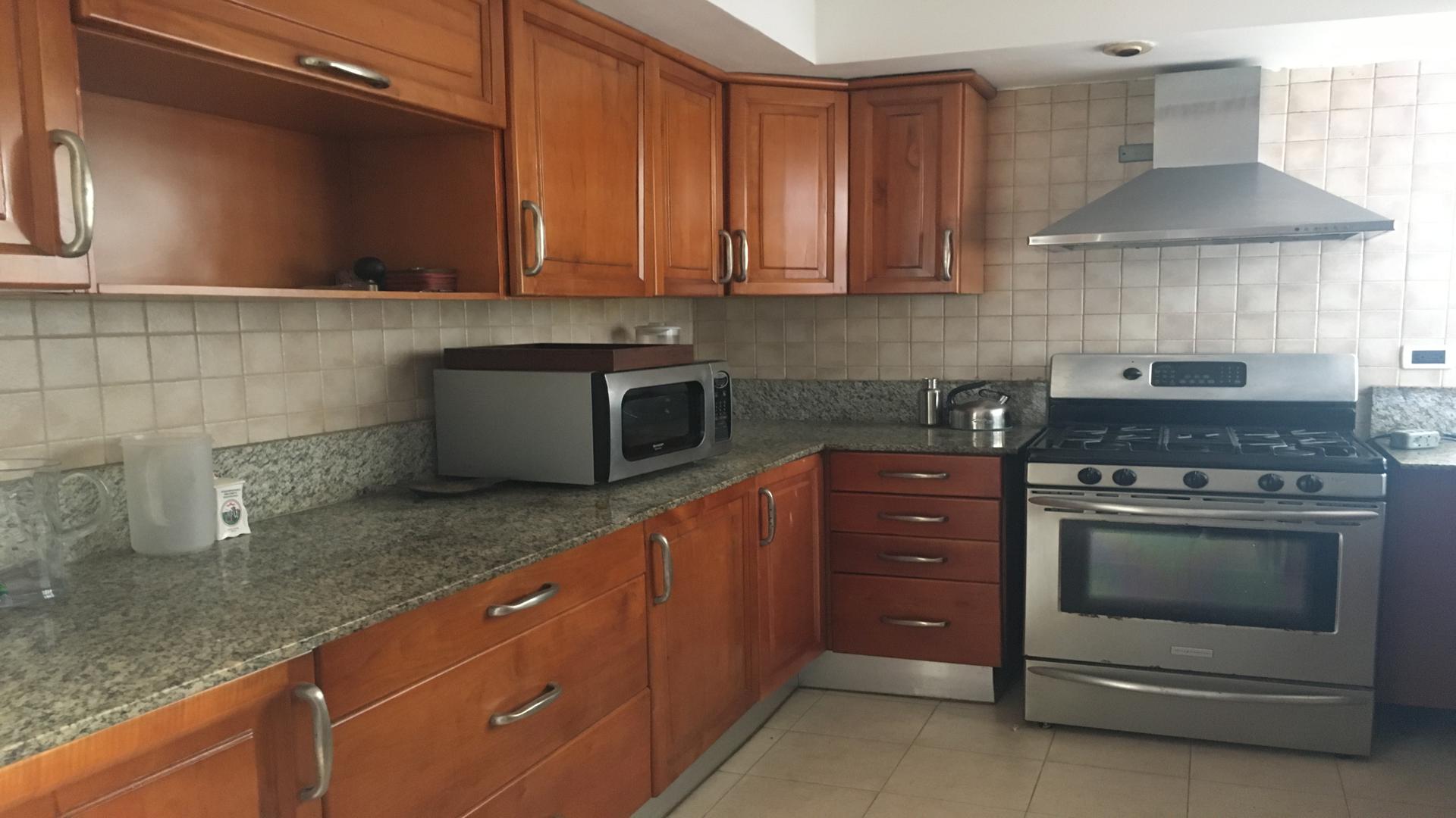apartamentos - Apartamento en Alquiler en Piantini Amueblado de TRES Habitaciones + Terraza 6