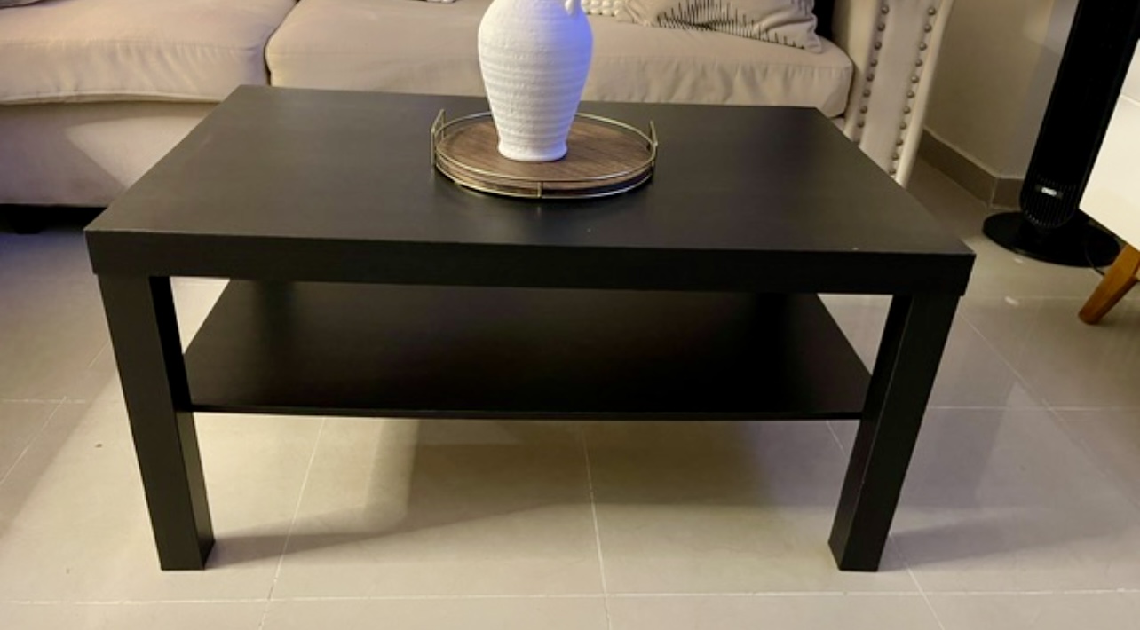 muebles y colchones - Mesa de centro color negro. Cuadrada dos niveles.  0