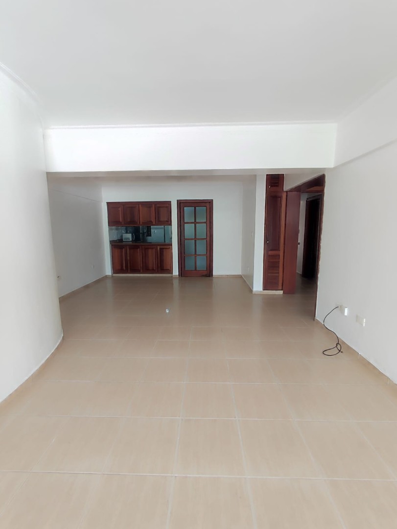 apartamentos - Apartamento con linea blanca y terraza en Naco 1