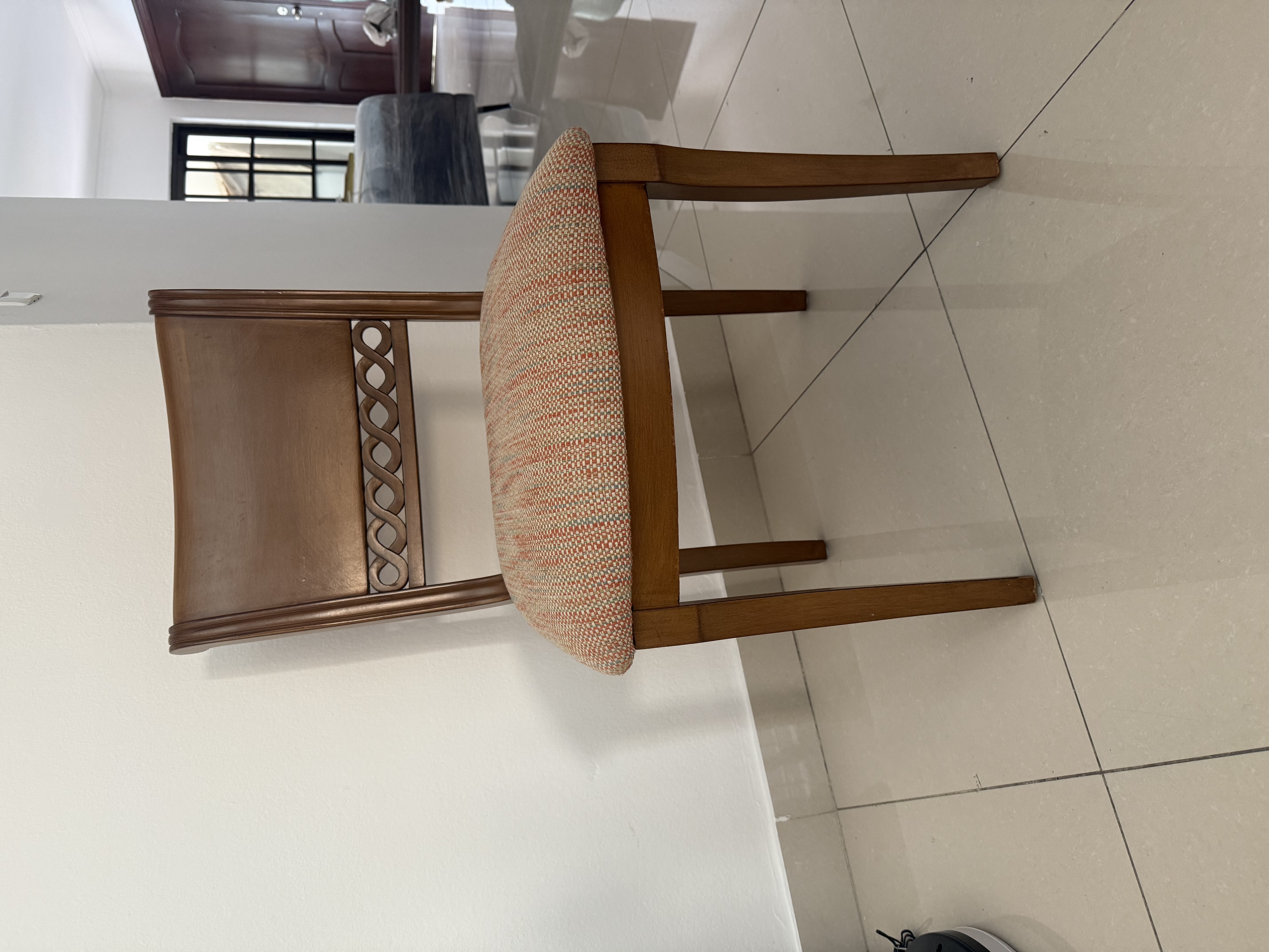 muebles y colchones - Por MUDANZA VENDO COMEDOR DE 6 SILLAS 1