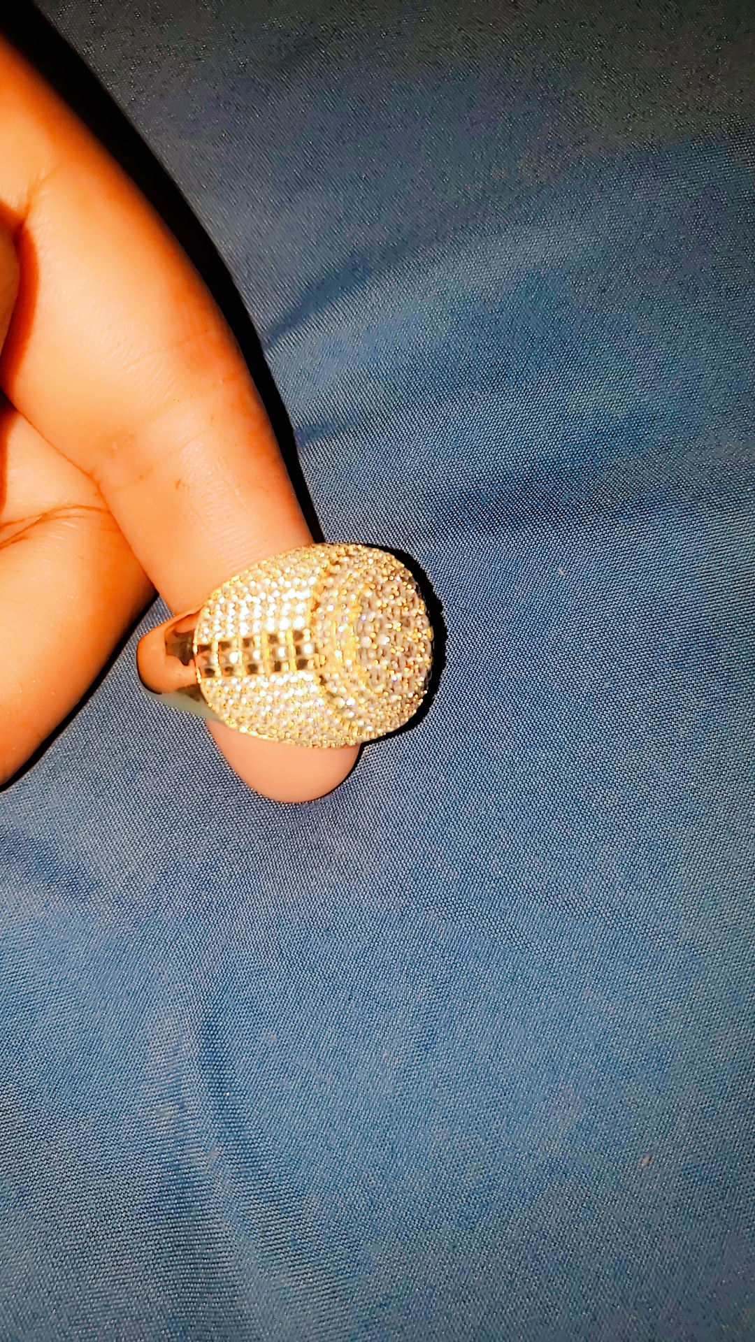 joyas, relojes y accesorios - Vendo anillo con baño de oro 14 no se pone negro  2