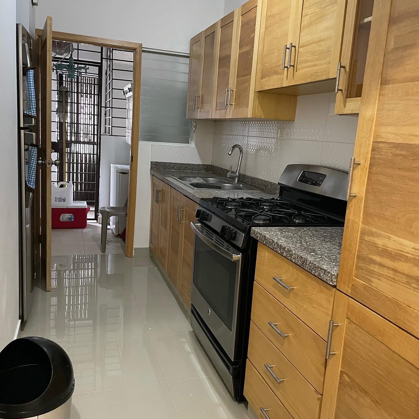 apartamentos - Semiamueblado de 2 Habs  2