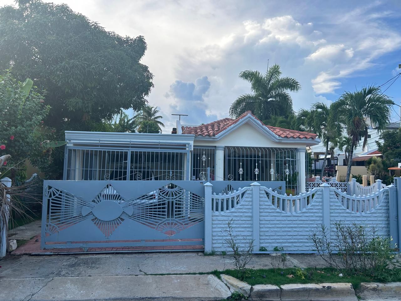 apartamentos - VENDO CASA  EN ALMA ROSA I ZONA PRIVILEGIADA 7