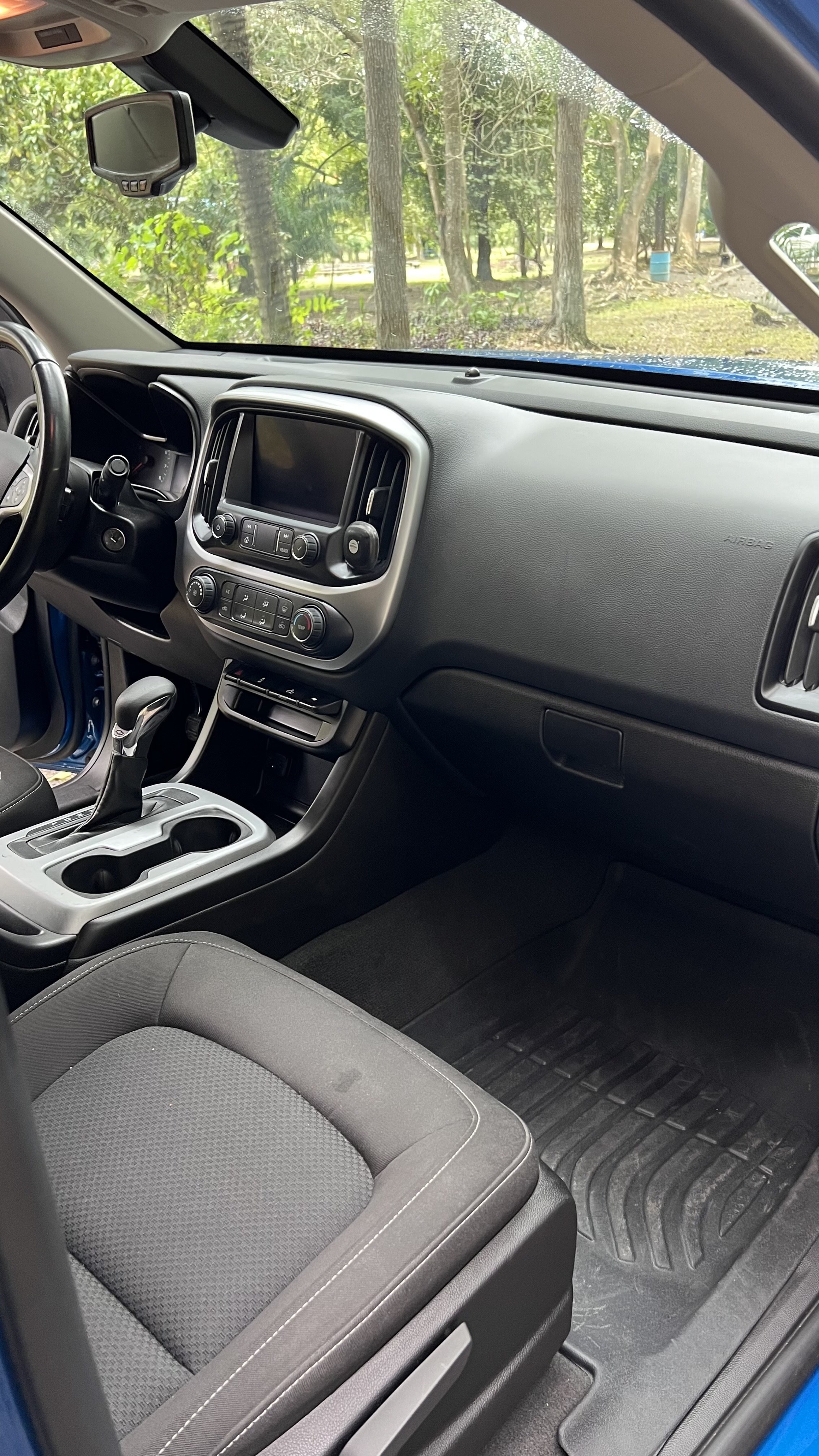 jeepetas y camionetas - Chevrolet Colorado 4x4 2022 9