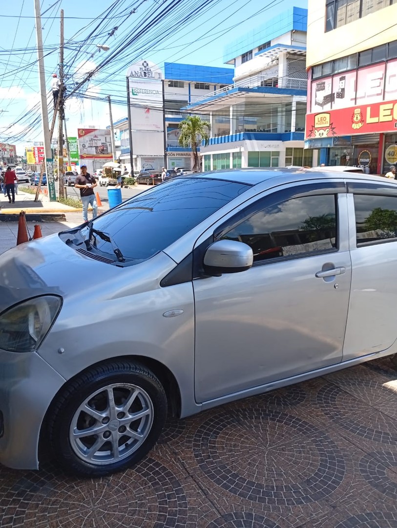 carros - Se vende Daihatsu Mira 2015 1
