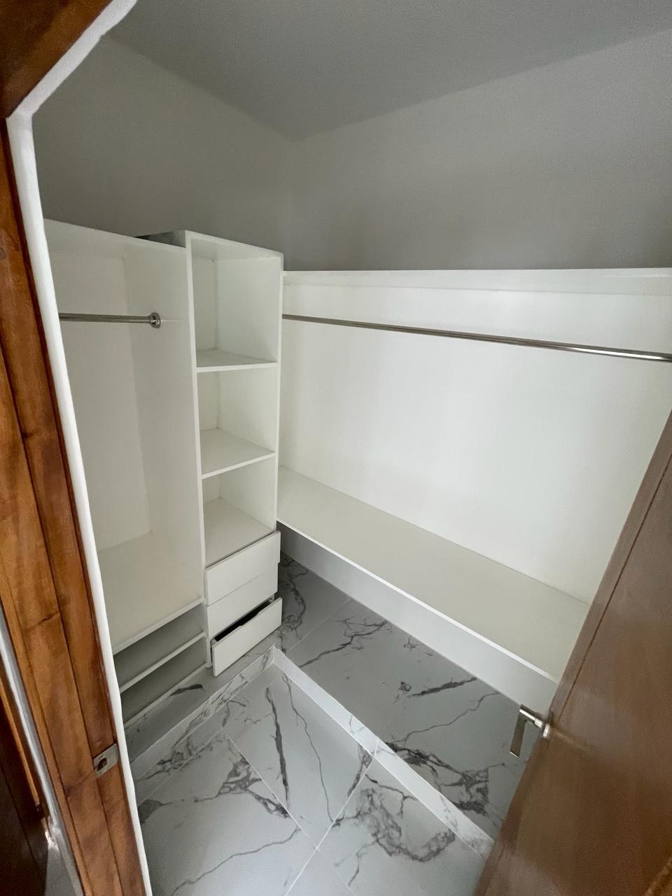 apartamentos - APARTAMENTO EN VENTA EN LOS RIELES DE GURABO. 5