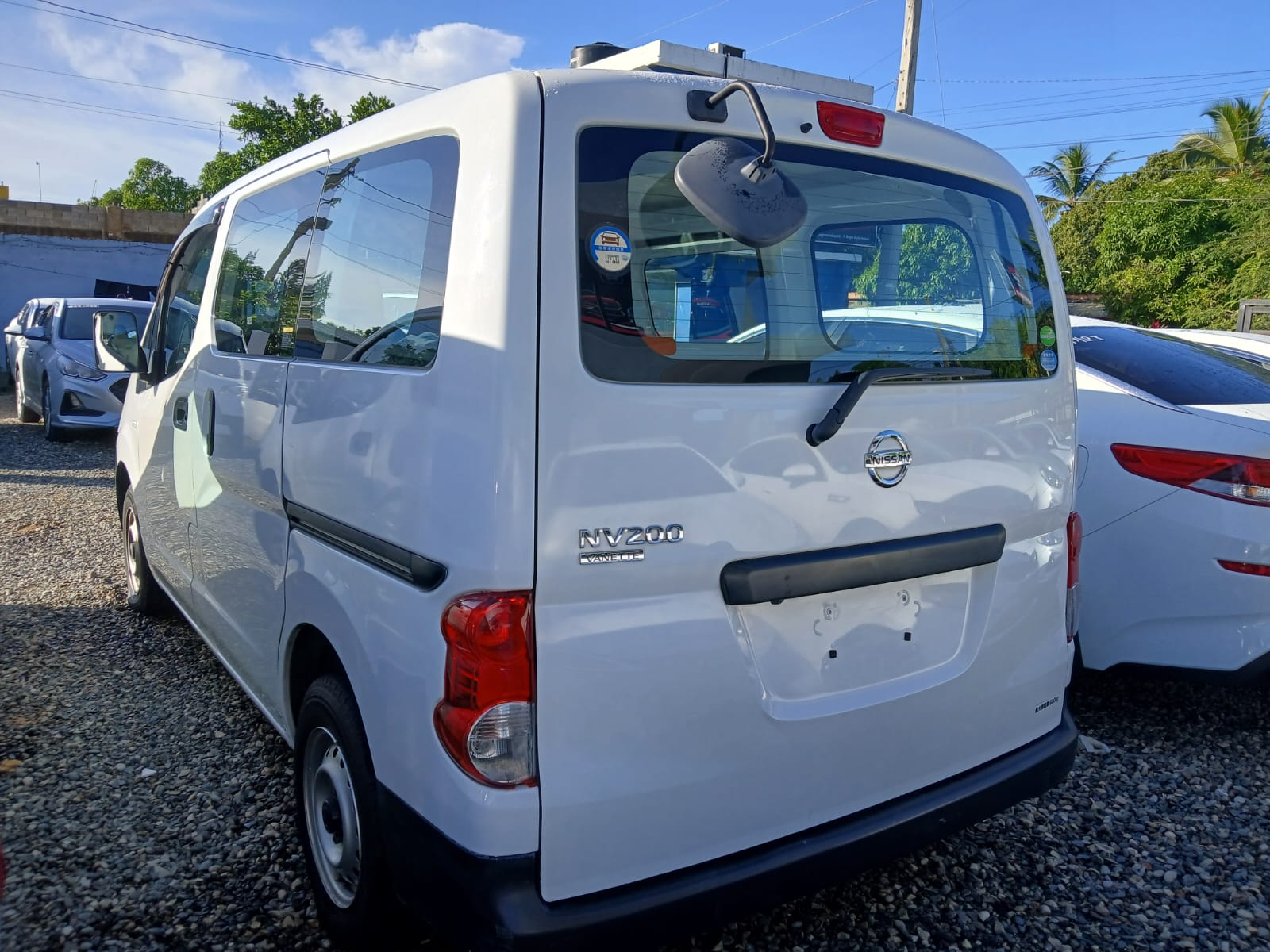 carros - VENDO NISSAN NV200 FINANCIAMIENTO DISPONIBLE  6