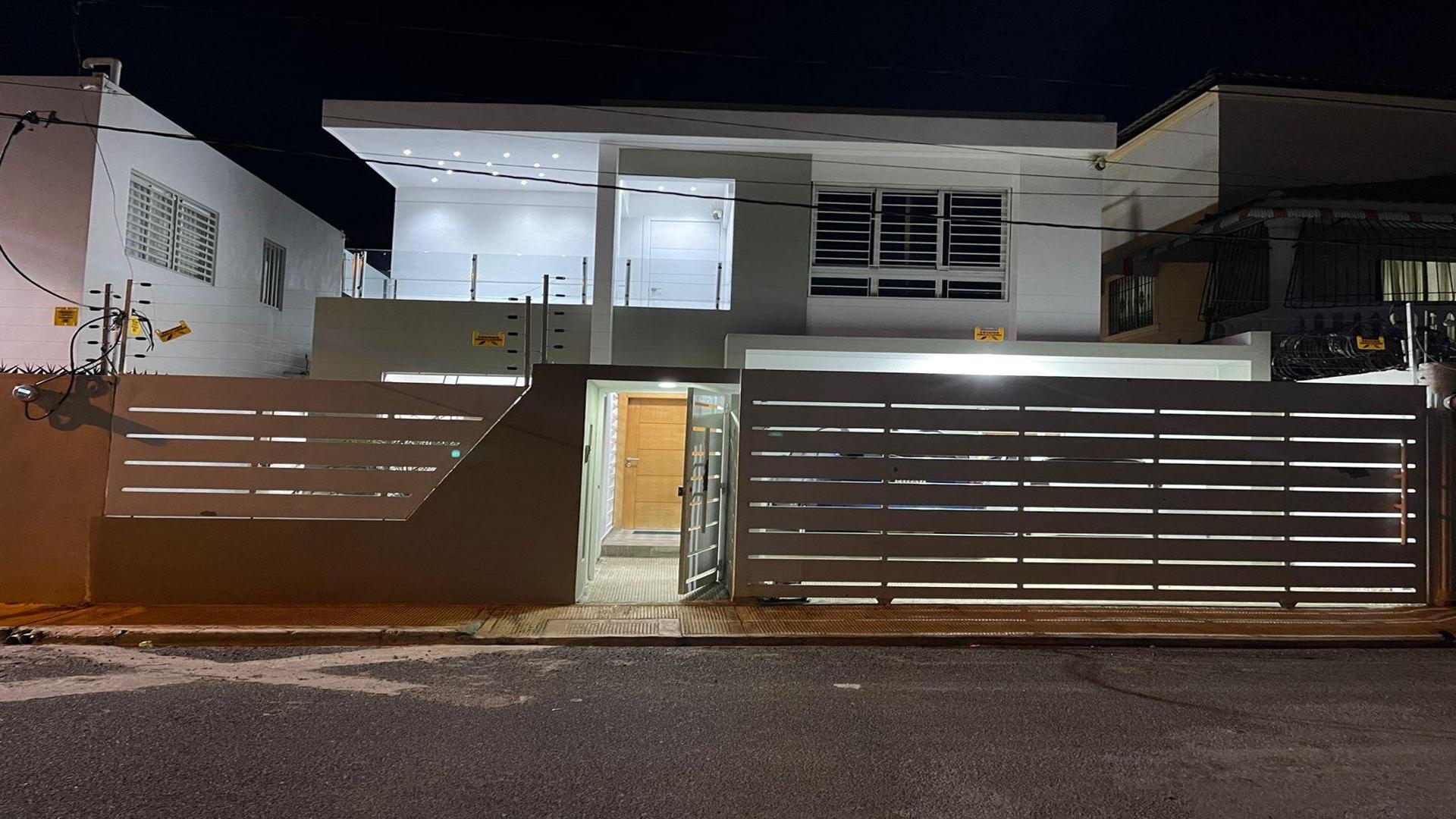 casas - Casa Santo Domingo Este 1