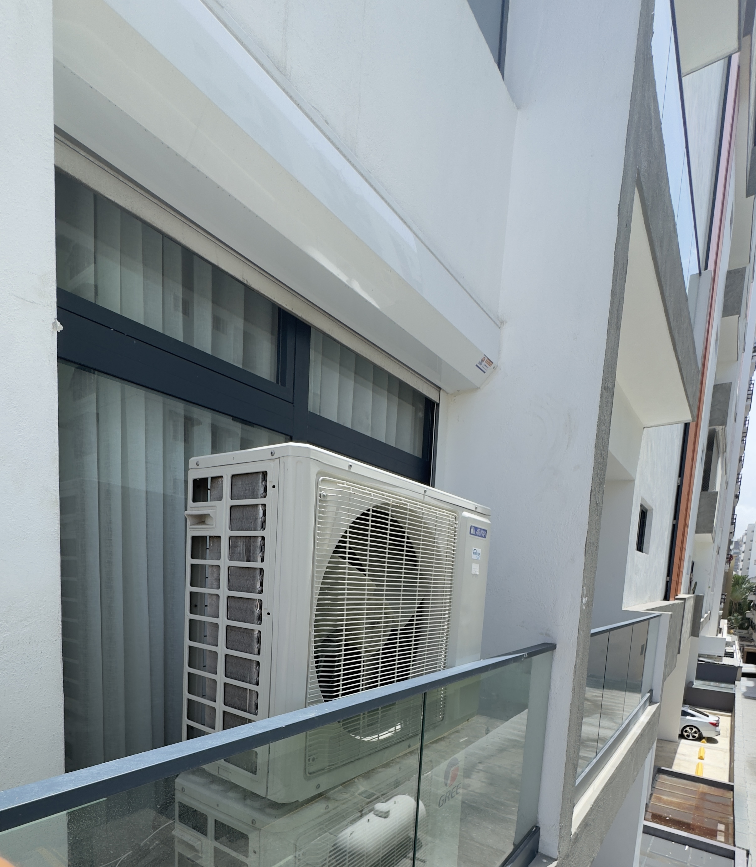 aires acondicionados y abanicos - Aire acondicionado inverter Airmax 24BTU 1